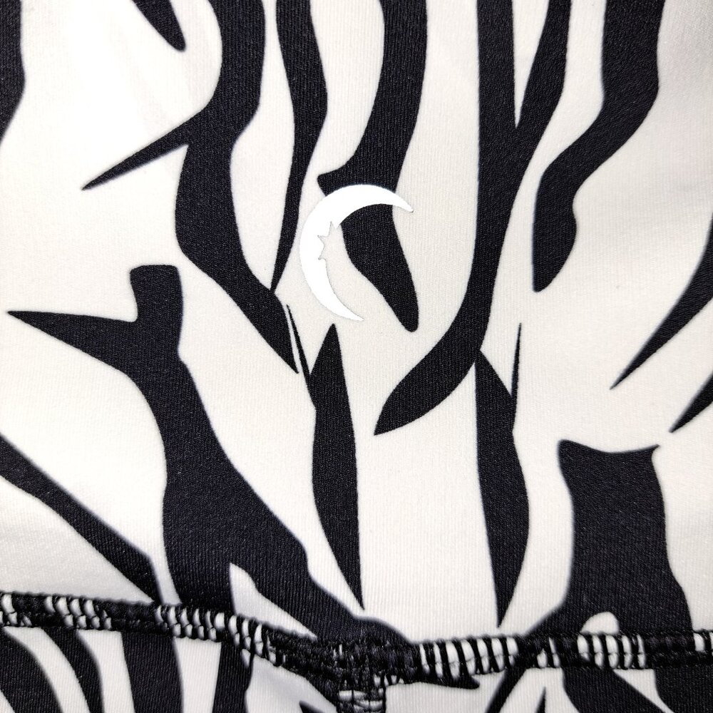 Zyia Active Safari Zebra Striped Pocket Brilliant Hi-Rise 7/8 24" Size 8-10 - Picture 14 of 16